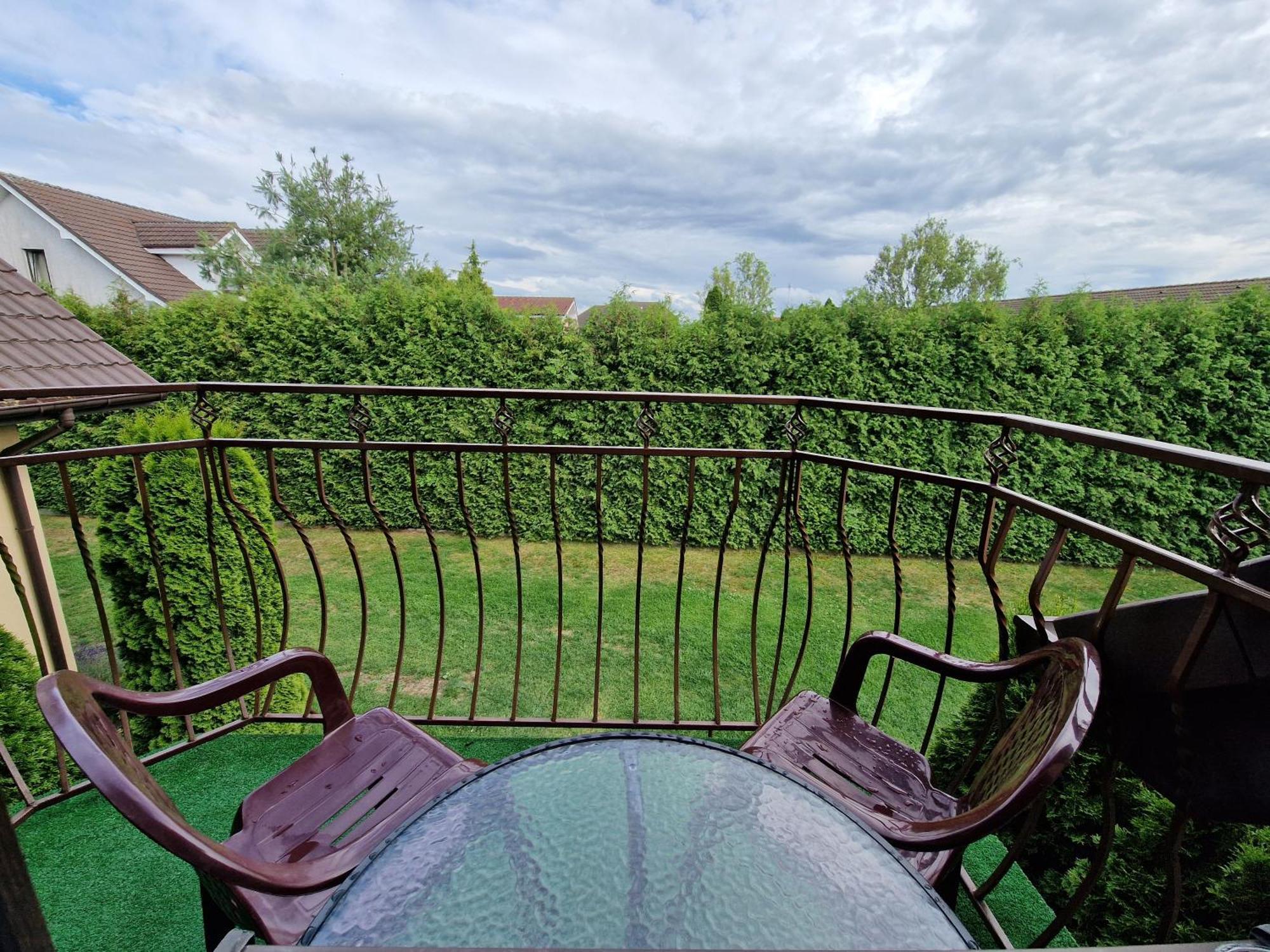 Morska Perla Bed & Breakfast เรวัล ภายนอก รูปภาพ